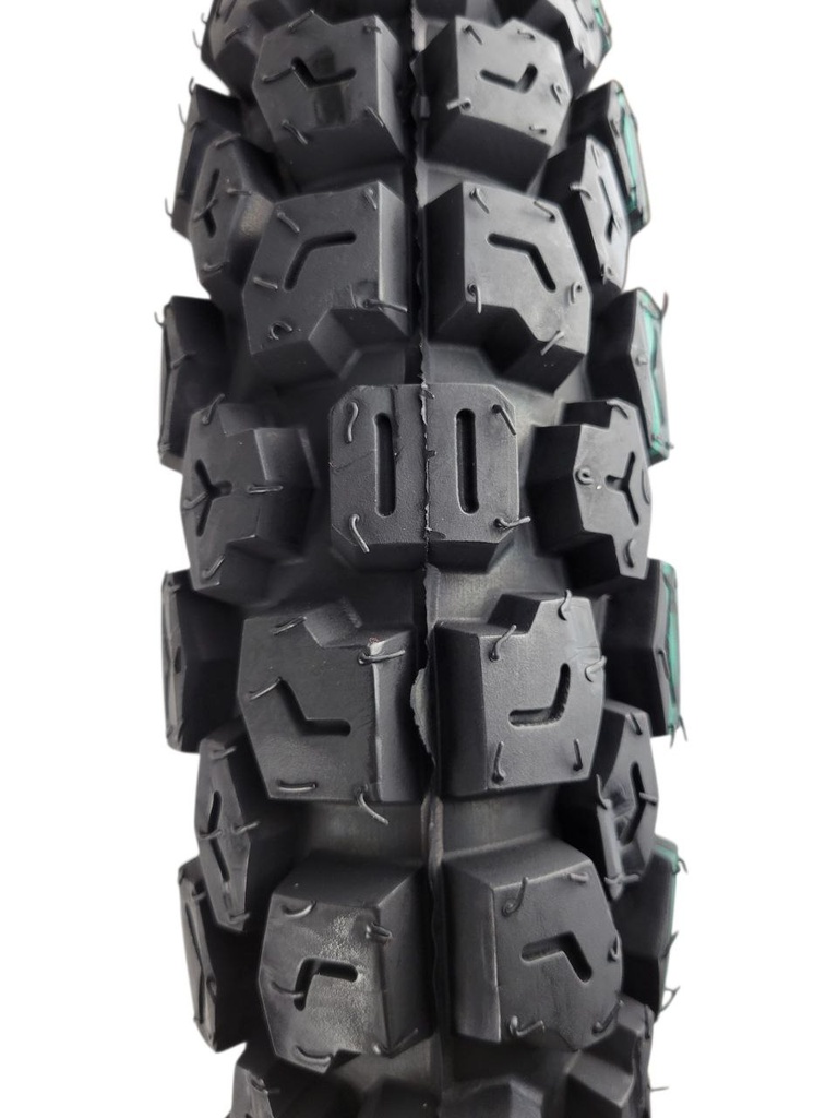 Мотошина "18"  4.60-18  D-674/DS-215A шипована, TT (камерна)