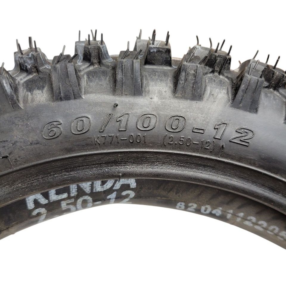 Покришка + камера  "12"  60/100-12  (2.50-12) KENDA шипована, TT