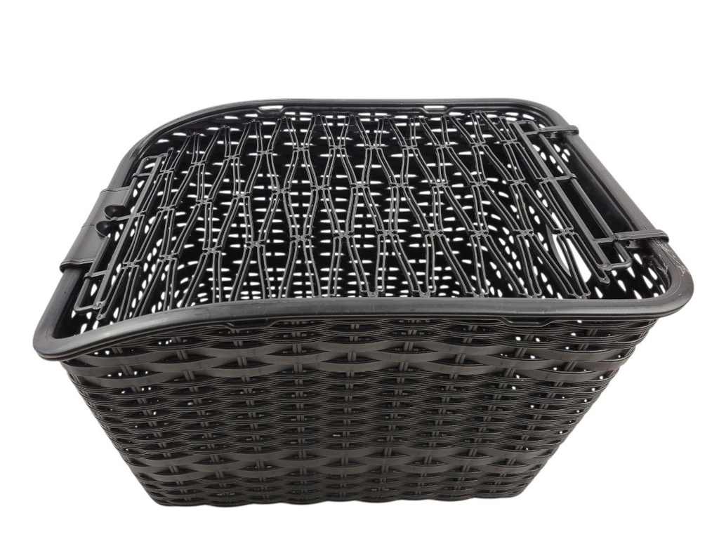 Кошик пластмасовий плетений на багажник з кришкою чорний