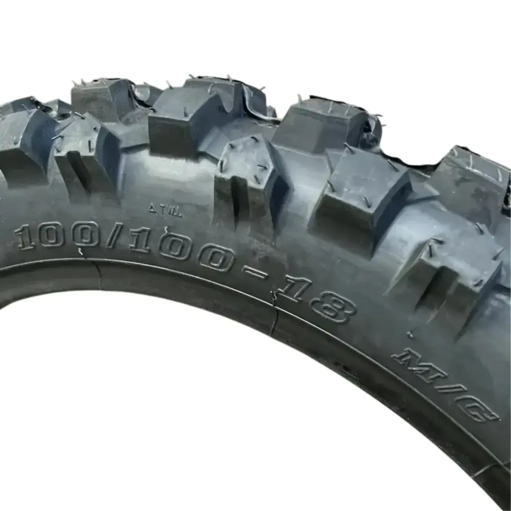 Мотошина "18"  100/100-18 (3.50/4.10-18) В'єтнам SHIHFA (O803)  шипована Cross, камерна TT