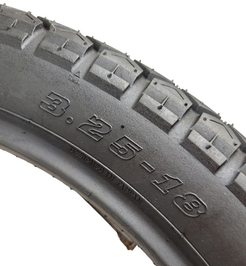 Мотошина  "18"  3.25-18  SY-M024 / TH-353A/L-866, (TT) камерна 